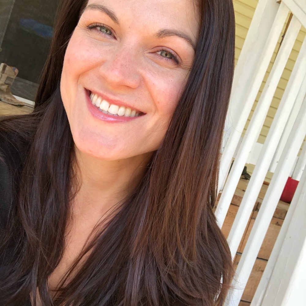 ❤️ This post to bookmark my closet!!!